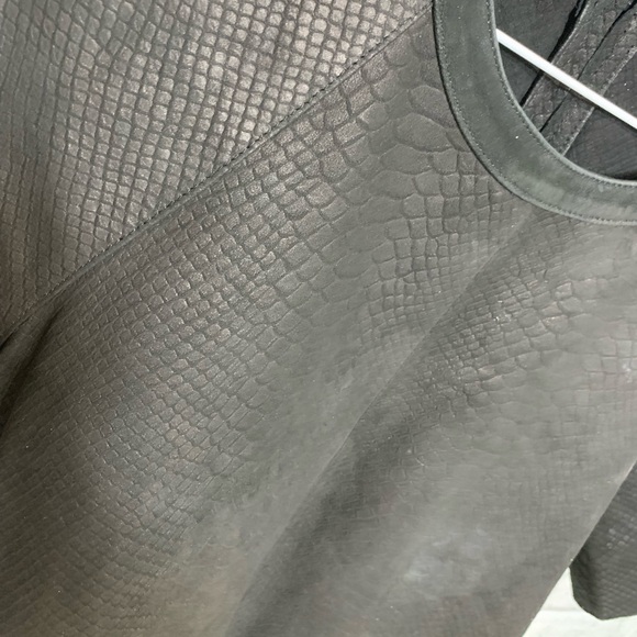 Vince black leather top - Picture 7 of 7